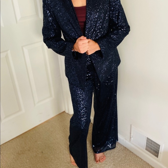 Tahari Petite Navy Suit Sequin 8P NWT - Picture 3 of 8